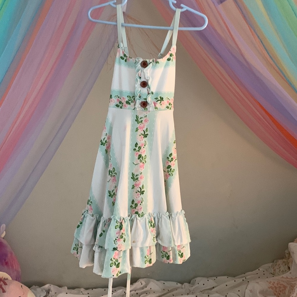 Sweet Honey girls summer dress. Great for twirling!